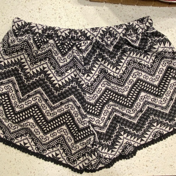 Boho short - Picture 10 of 14